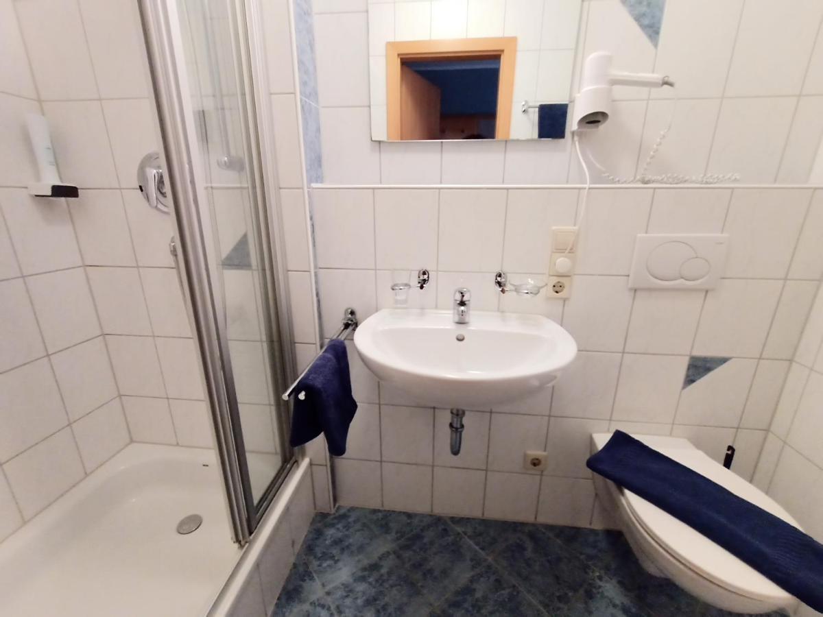 Hotel garni Stephans Albergo Tettnang Exteriör bild